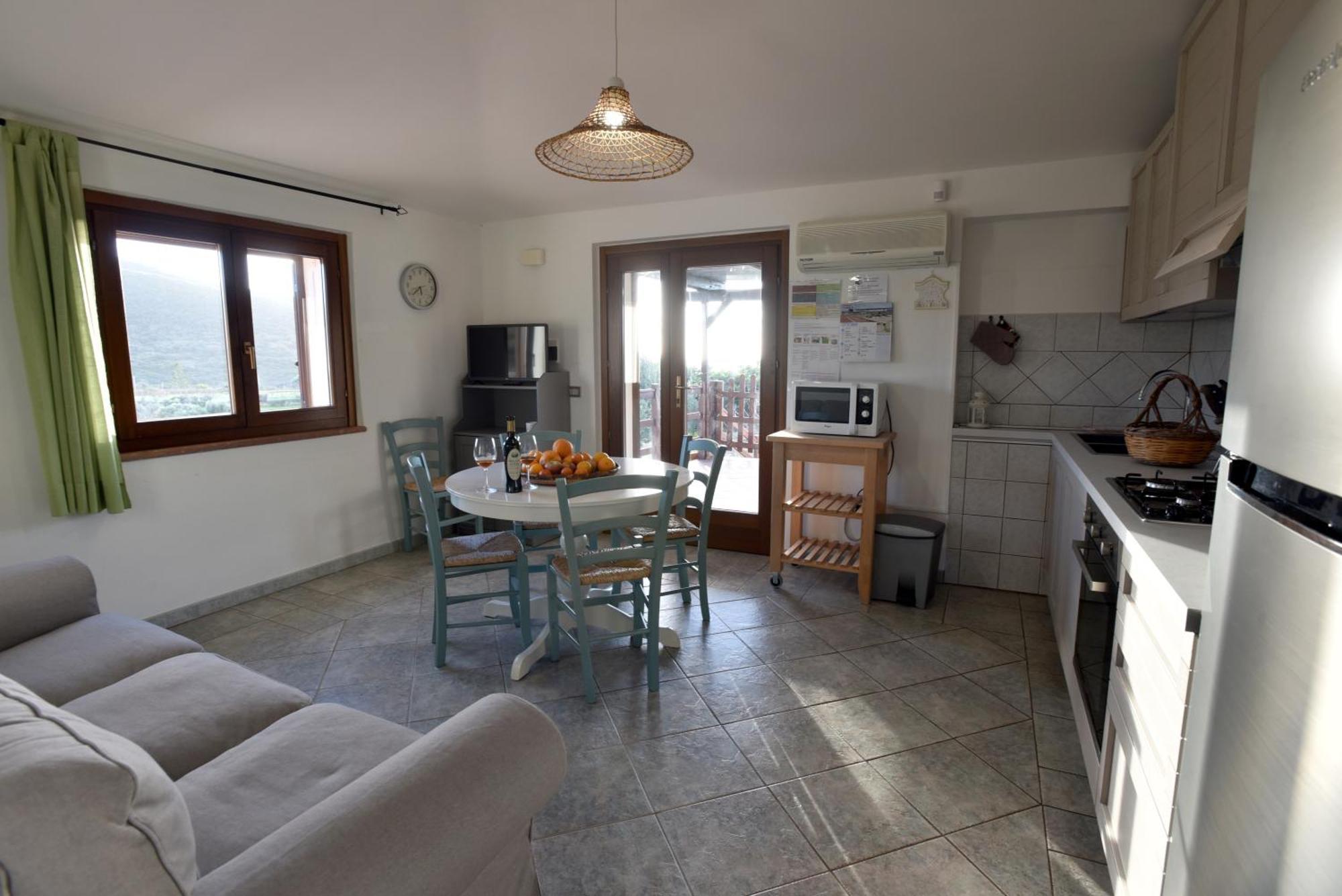 Appartement Casa Nel Vigneto Con Vista Mare à Magomadas Extérieur photo